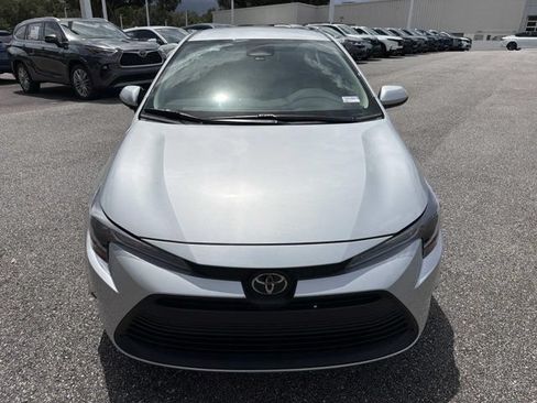 Certified 2025 Toyota Corolla LE w/ Convenience Package FWD image 6