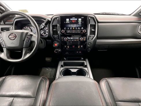 Used 2024 Nissan Titan PRO-4X w/ Pro-4x Convenience Package AWD/4WD image 15