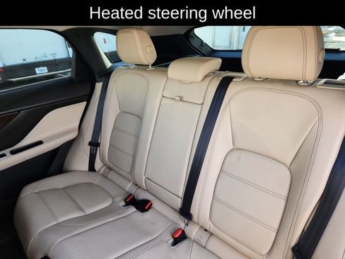 Used 2017 Jaguar F-PACE Prestige image 28