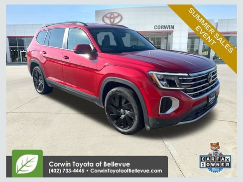 Used 2024 Volkswagen Atlas SE AWD/4WD image 1