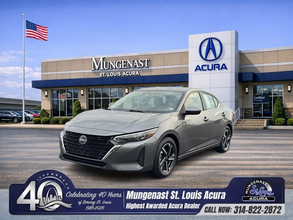 Used 2025 Nissan Sentra SV FWD image 1