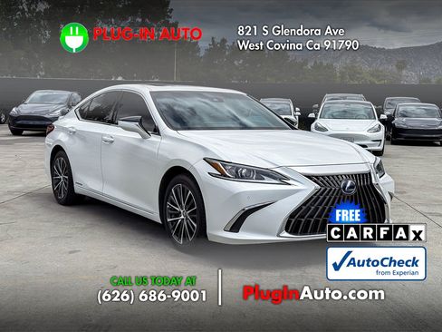 Used 2022 Lexus ES 300h w/ Premium Package FWD image 3
