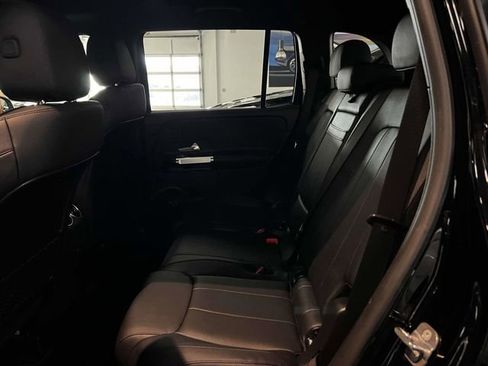 Certified 2023 Mercedes-Benz GLB 250 4MATIC image 12