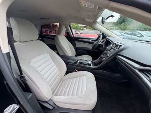 Used 2017 Ford Fusion S FWD image 14
