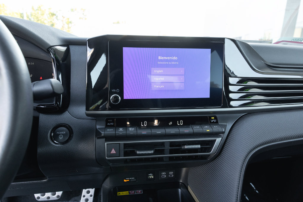 Certified 2025 Toyota Camry SE FWD image 17