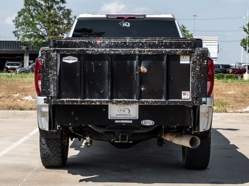 Used 2023 GMC Sierra 3500 SLE w/ SLE Value Package AWD/4WD image 6