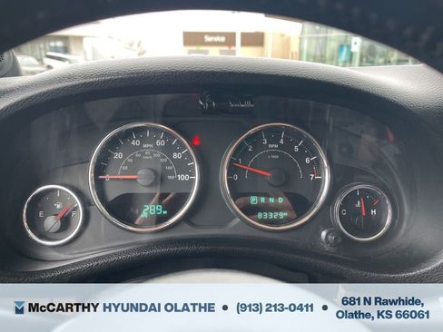 Used 2014 Jeep Wrangler Unlimited Sahara AWD/4WD image 7