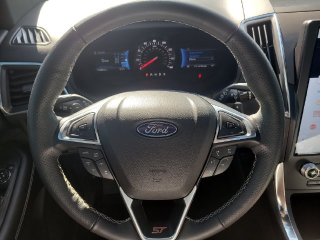 Certified 2024 Ford Edge ST w/ Equipment Group 401A AWD/4WD image 30