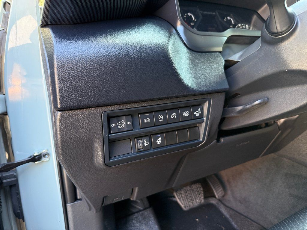 Used 2024 Toyota Tundra SR5 w/ SR5 Premium Package AWD/4WD image 18