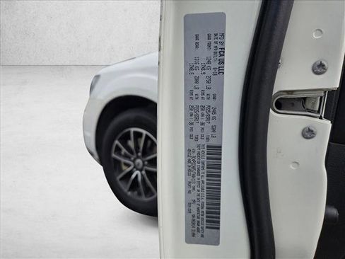 Used 2018 Dodge Journey SE w/ Popular Equipment Group image 22