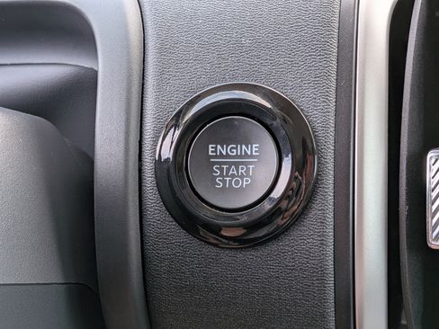 Used 2025 Ford Expedition Max Active AWD/4WD image 29