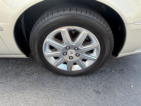 Used 2009 Cadillac DTS FWD image 8
