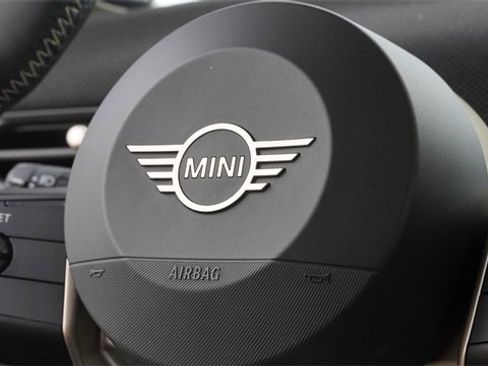 Used 2025 MINI Cooper S image 26