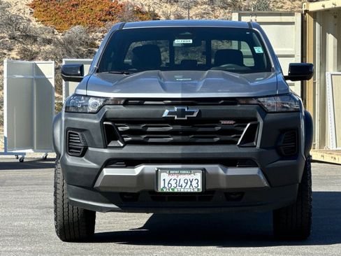 Used 2024 Chevrolet Colorado Trail Boss w/ Technology Package image 8