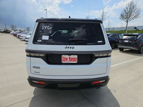 New 2026 Jeep Grand Wagoneer 4WD image 5