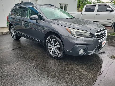 Used 2018 Subaru Outback 2.5i Limited image 6