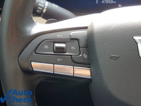 Certified 2024 Cadillac XT4 Luxury FWD image 23