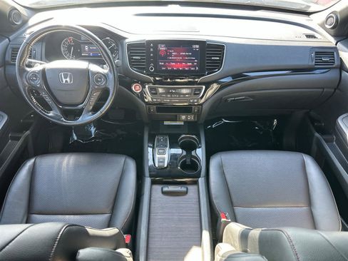 Used 2023 Honda Ridgeline Black Edition image 10
