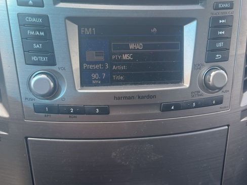 Used 2014 Subaru Outback 2.5i Limited w/ Moonroof Package image 8