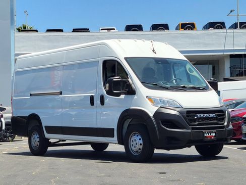 Used 2023 RAM ProMaster 3500 FWD image 25