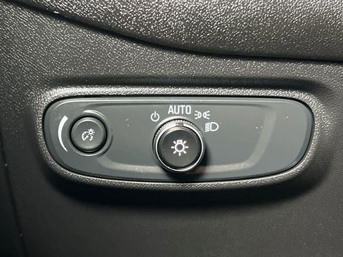 Used 2024 Chevrolet Equinox RS w/ RS Leather Package FWD image 31