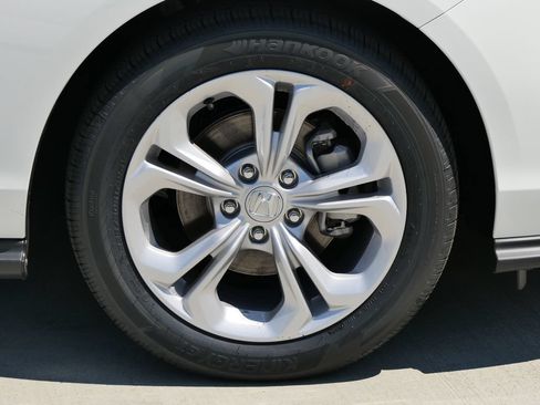 Certified 2026 Honda Accord LX image 11