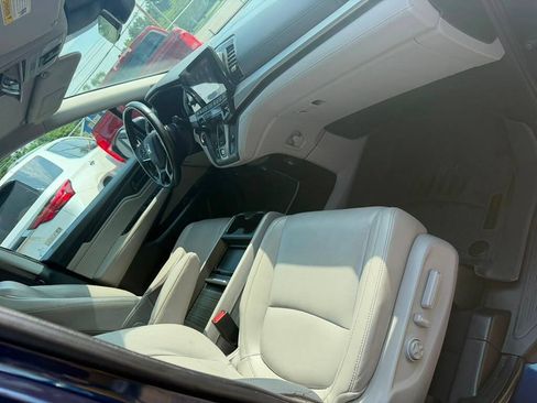 Used 2022 Honda Odyssey EX-L image 18