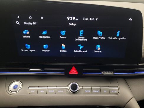 Used 2024 Hyundai Elantra SEL FWD image 25