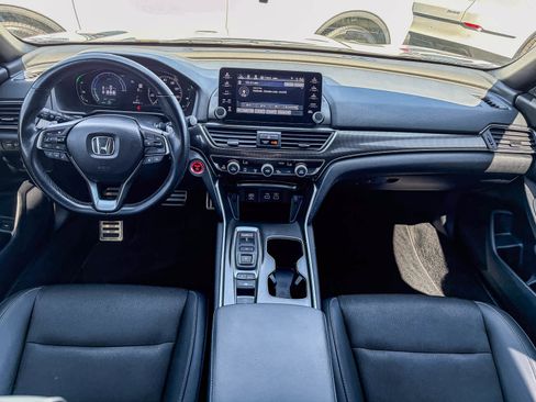 Used 2022 Honda Accord Sport image 11