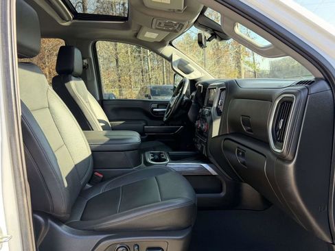 Used 2023 Chevrolet Silverado 2500 LTZ w/ LTZ Plus Package image 12