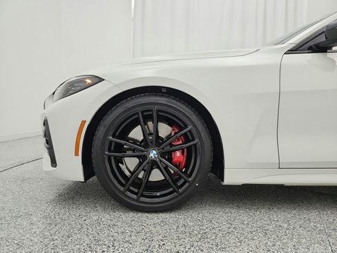 Used 2024 BMW 430i Convertible w/ M Sport Package RWD image 17