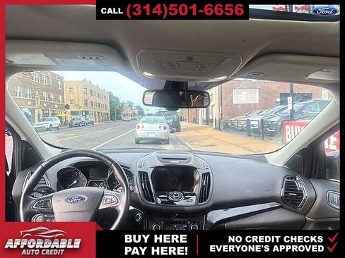 Used 2017 Ford Escape Titanium AWD/4WD image 11