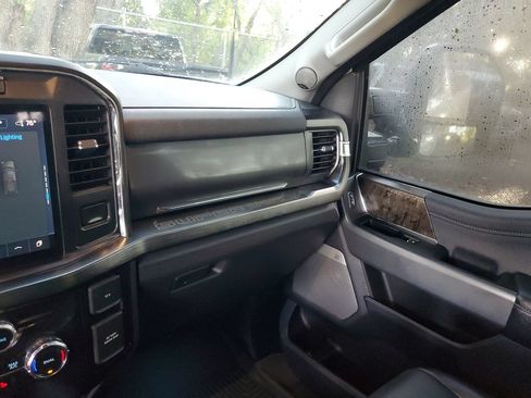 Used 2024 Ford F250 Lariat w/ Sport Appearance Package AWD/4WD image 26