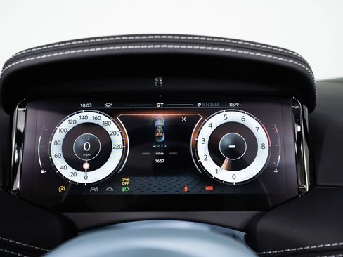 Used 2024 Aston Martin DB12 Convertible RWD image 9