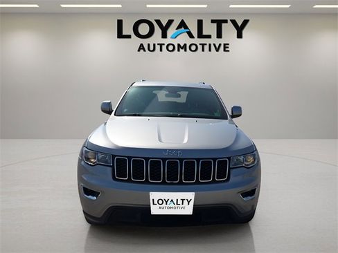 Used 2018 Jeep Grand Cherokee Laredo image 8