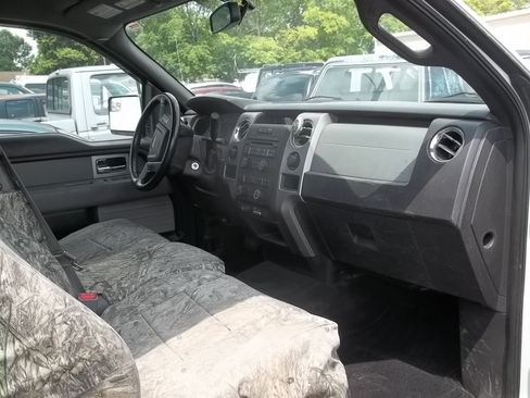 Used 2011 Ford F150 XLT w/ XLT Chrome Pkg AWD/4WD image 7