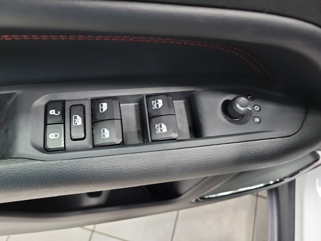 Used 2026 Jeep Compass Trailhawk AWD/4WD image 37