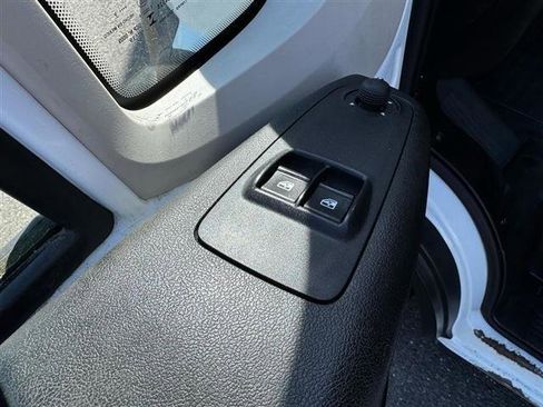 Used 2019 RAM ProMaster 3500 w/ Premium Appearance Group FWD image 25