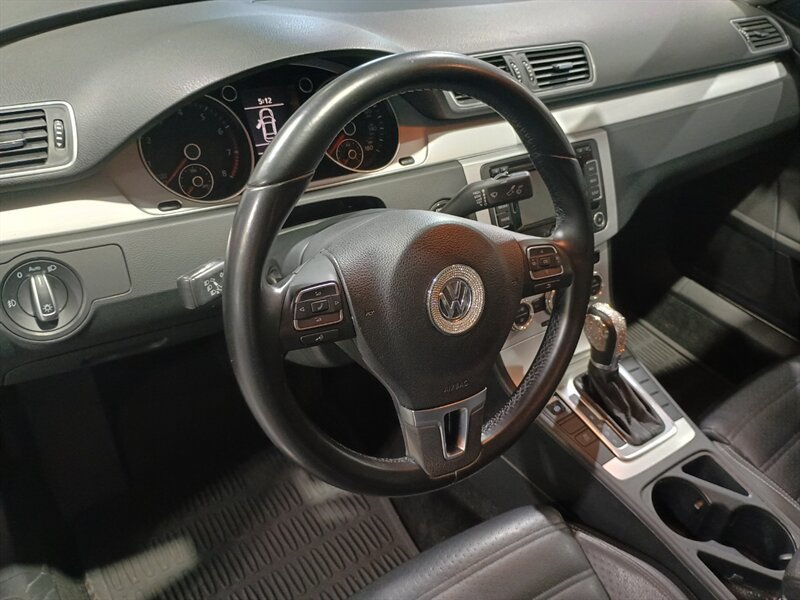 Used 2014 Volkswagen CC Sport FWD image 19