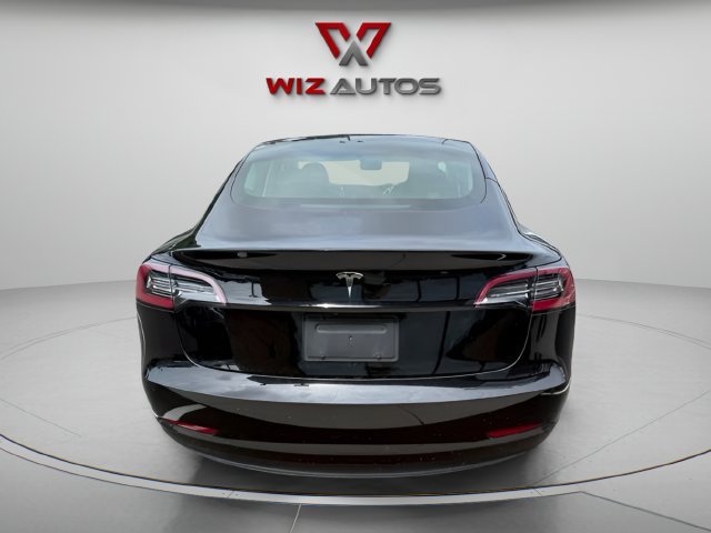 Used 2019 Tesla Model 3 Standard Range Plus RWD image 3