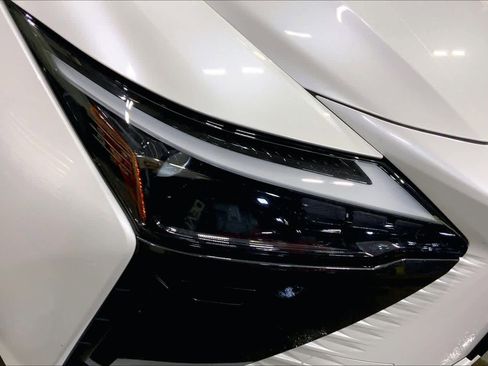 Certified 2023 Lexus RZ 450e Premium w/ Technology Package image 28