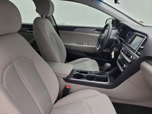 Used 2019 Hyundai Sonata SE FWD image 21
