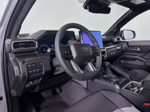 New 2025 Toyota Tacoma TRD Off-Road image 9