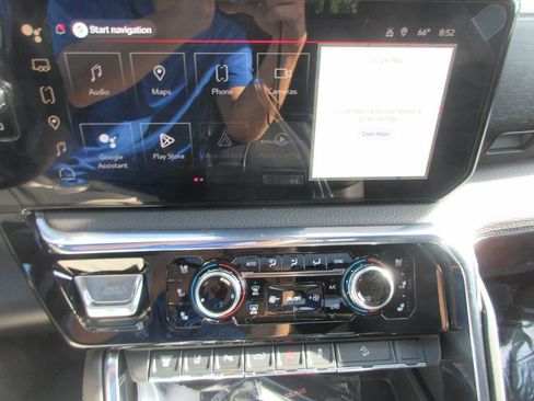 New 2026 GMC Sierra 3500 Denali w/ Denali Reserve Package AWD/4WD image 20