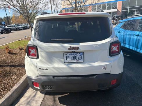 Used 2016 Jeep Renegade 75th Anniversary image 3