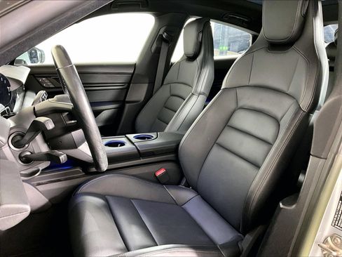 Used 2023 Porsche Taycan RWD image 5