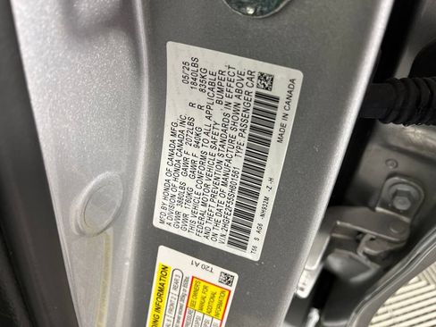 Certified 2025 Honda Civic Sport image 29