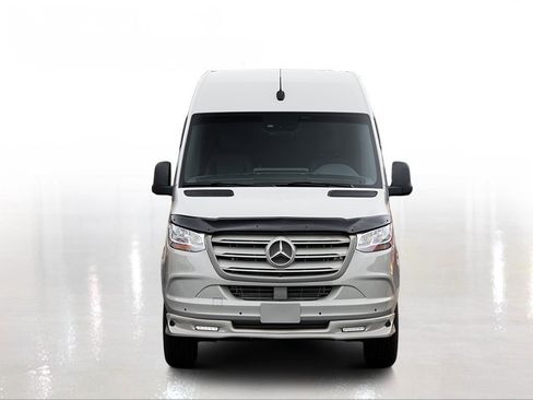 Used 2022 Mercedes-Benz Sprinter 2500 image 3