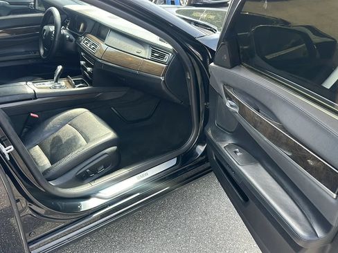 Used 2014 BMW 740i RWD image 29