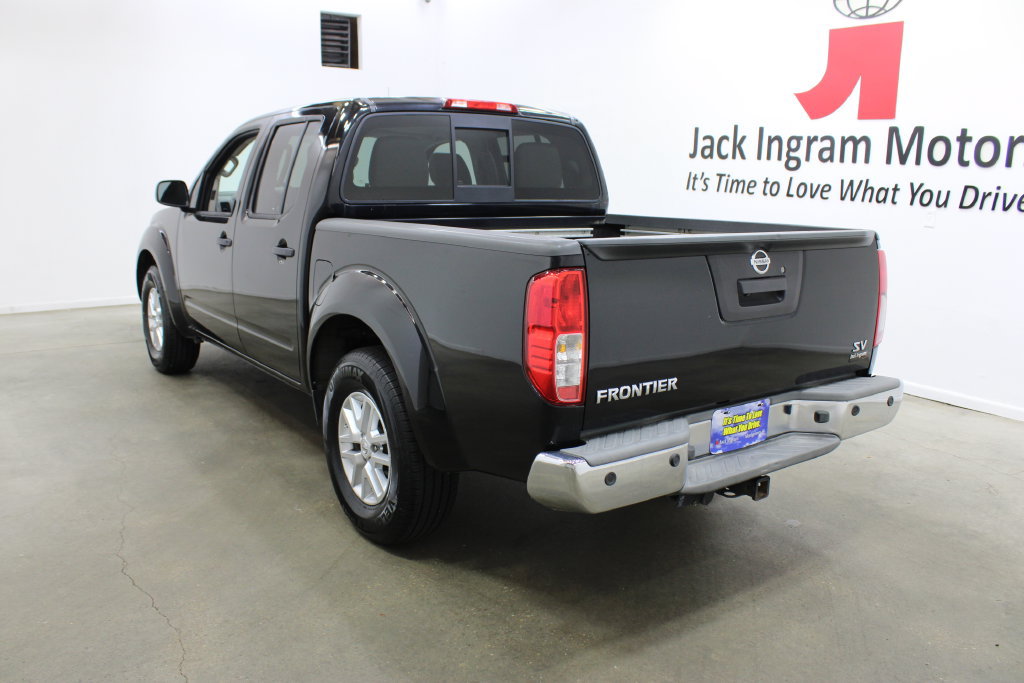 Used 2016 Nissan Frontier SV w/ SV Value Truck Package RWD image 3